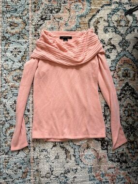 Vintage 2000’s Soft Pink Foldover sweater